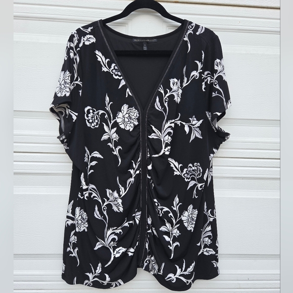 White House Black Market Tops - White House Black Market Black and White Floral Blouse